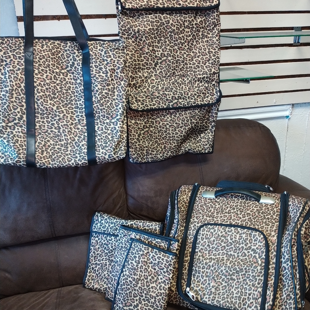 6 Piece Travel Set